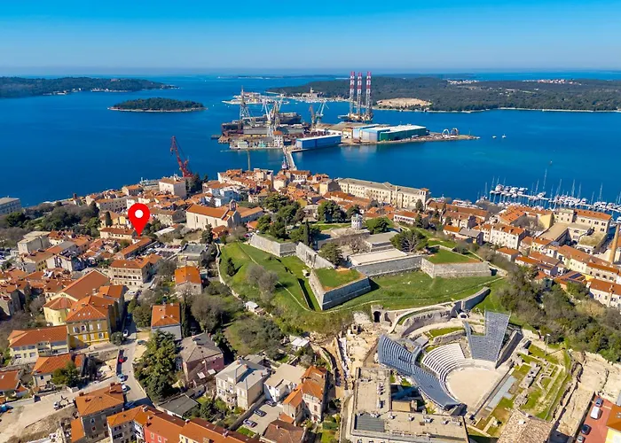 Pula Residence Vakantiehuis Pula